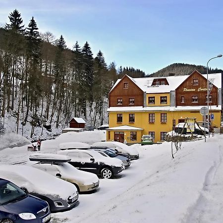 Pension Cortina Pec pod Snezkou Luaran gambar