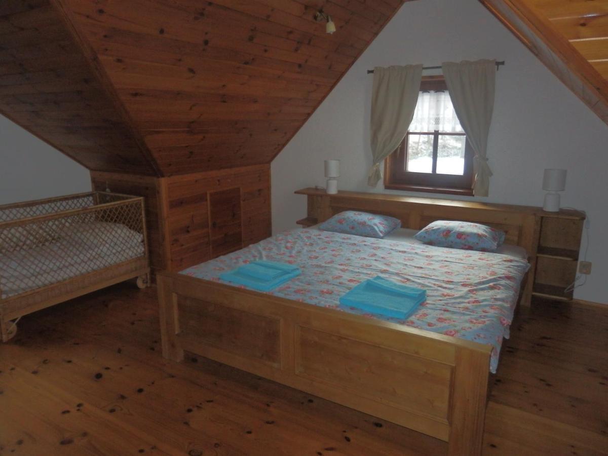 Pension Cortina Pec pod Snezkou Luaran gambar